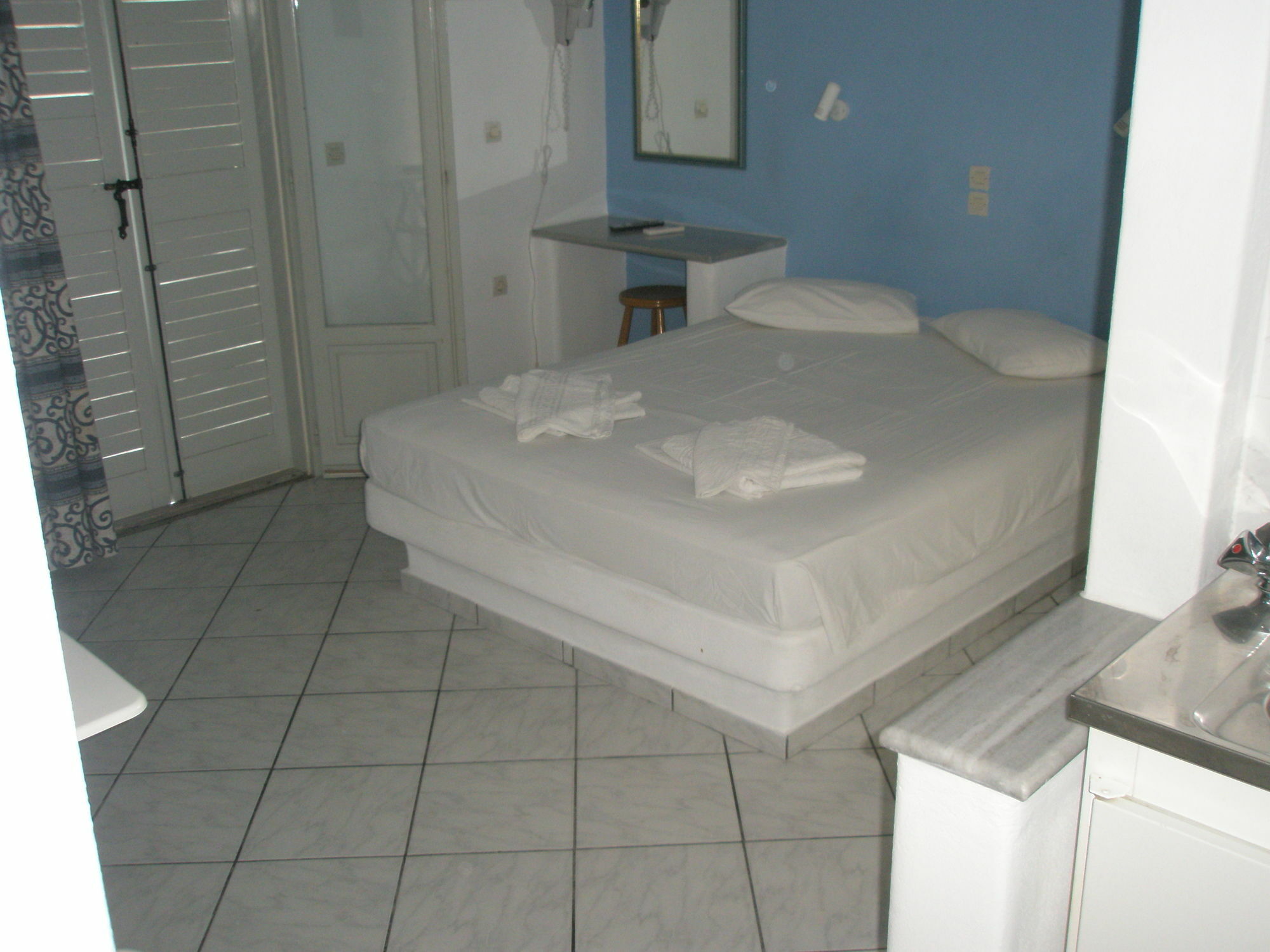 Ampeli Apartments Páros 外观 照片