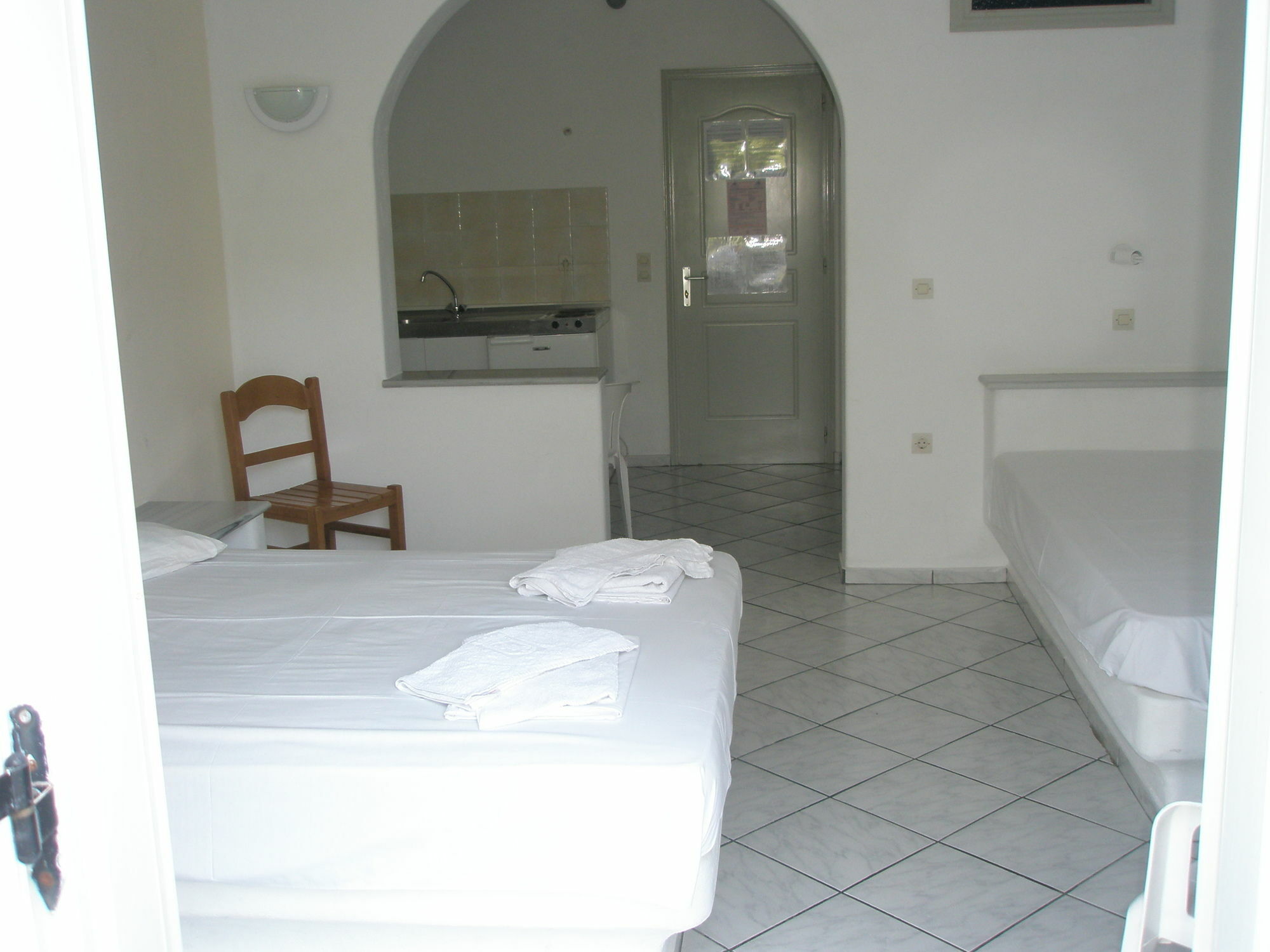 Ampeli Apartments Páros 外观 照片